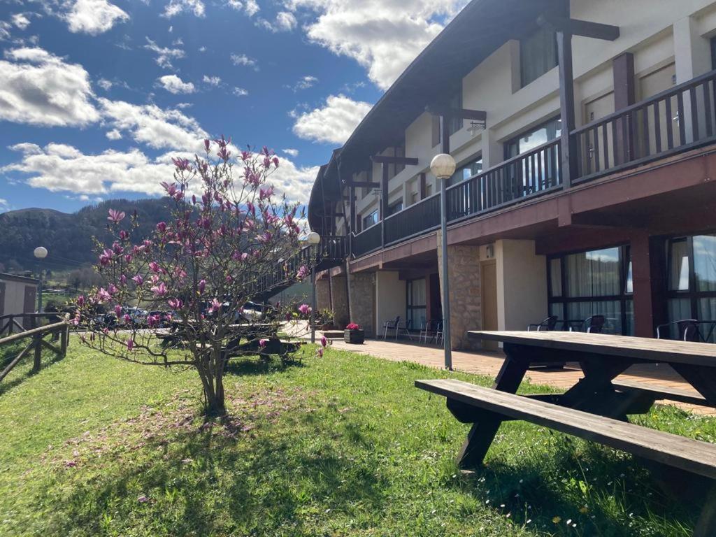 Apartamentos Aldea Del Puente Onís Εξωτερικό φωτογραφία