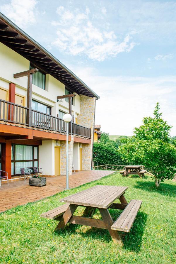 Apartamentos Aldea Del Puente Onís Εξωτερικό φωτογραφία