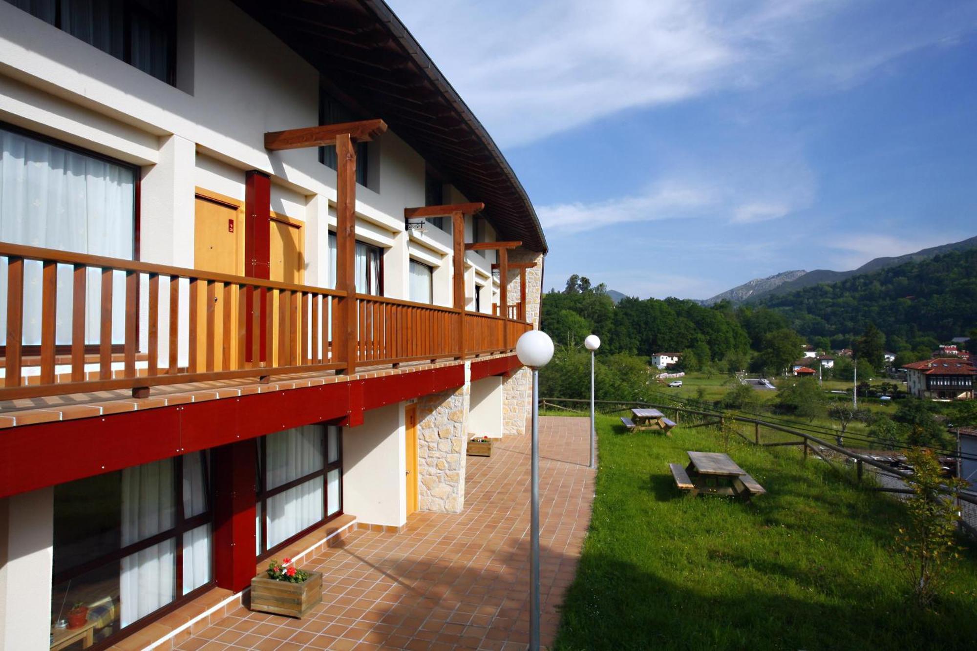 Apartamentos Aldea Del Puente Onís Εξωτερικό φωτογραφία